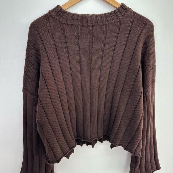 Harley Jae Women’s Muse Crop Boxy Bell Sleeve Chocolate Coco Brown Sweater - Picture 7 of 10